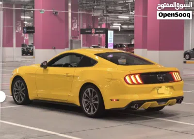 Ford Mustang GT 2