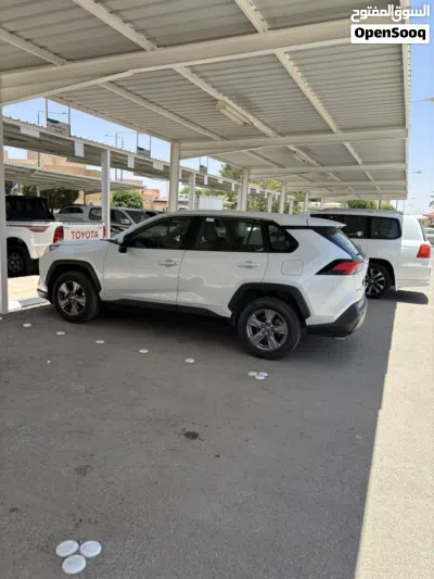 تويوتا راف فور LE 3