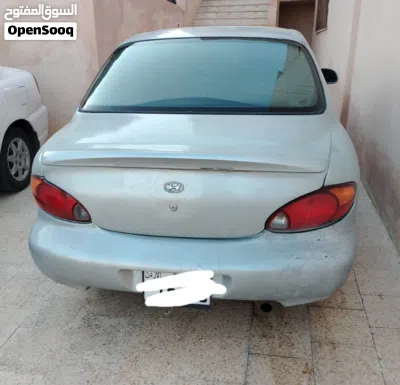 Hyundai Avante Standard 3