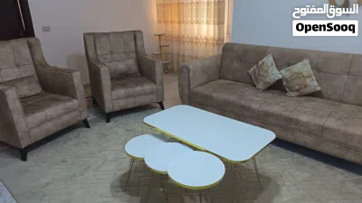طقم كنب بحالة الجديد 4