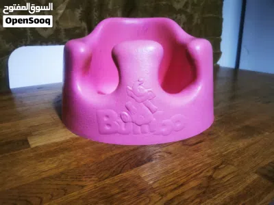 مقعد للاطفال ماركة bumbo بحال الجديد... 2