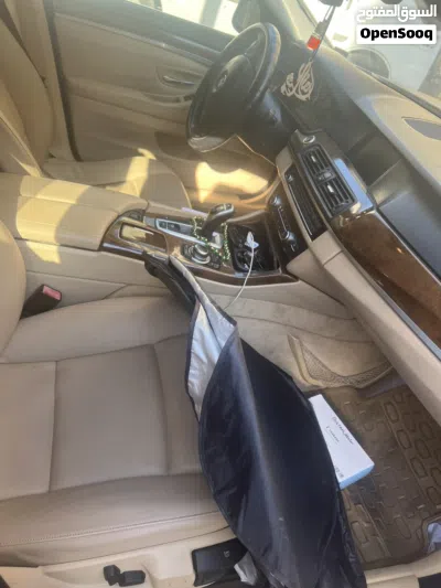 بي ام دبليو الفئة 5 530i Sedan 3