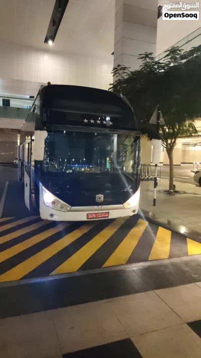 Toyota Hiace Standard 2