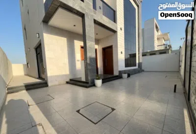 Stunning Classic Villa in Al Amrah 2