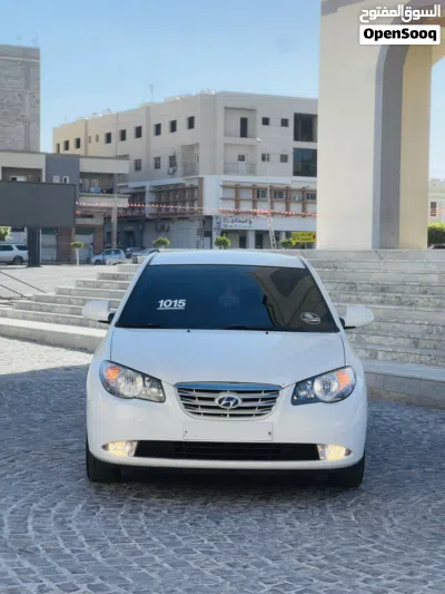 Hyundai Avante SE 2