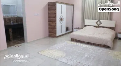 غرف إيجار يومي VIP للعوائل مفروشه ف الخوض السادسة مقابل سكوير تواصل معنا على الواتس اب او الاتصال وف 3