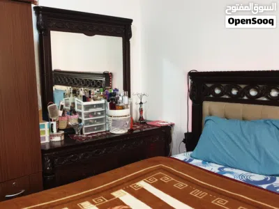 غرفة نوم كاملة مع فرشة طبية للبيع 3