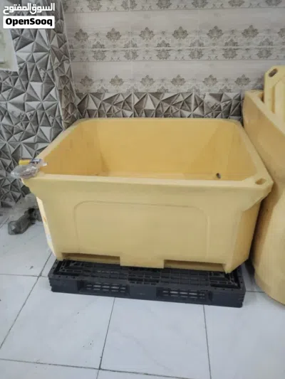 محل بيع وشوي الأسماك 4