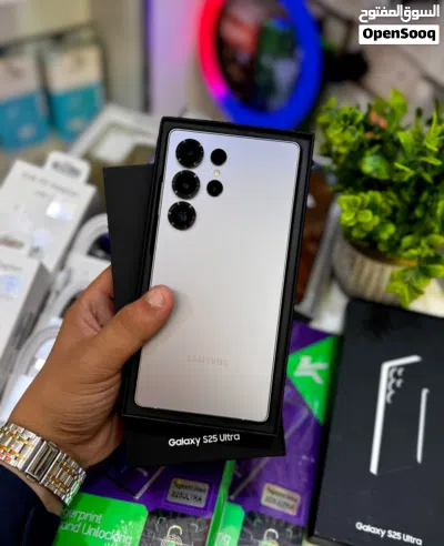 عرض خاص : Samsung S25 ultra 255gb هواتف نظيفة جدا بحالة الوكالة بدون اي شموخ أو مشاكل ما مبطلات 4