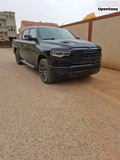 Dodge Ram Laramie 2