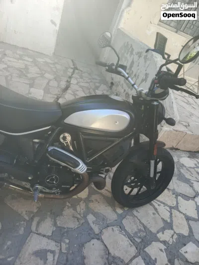 Ducati Scrambler Classic 3