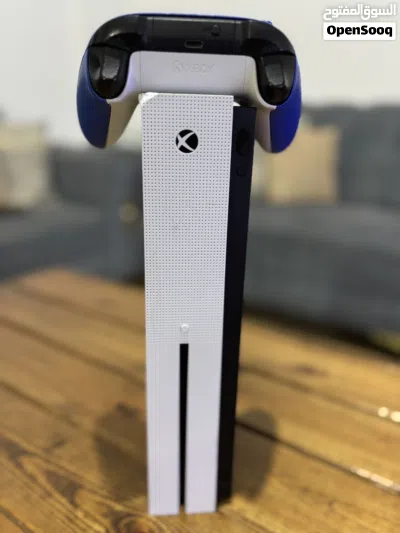 Xbox one s متوفر 2