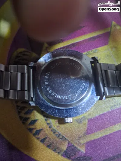 للبيع ساعة cucci 2