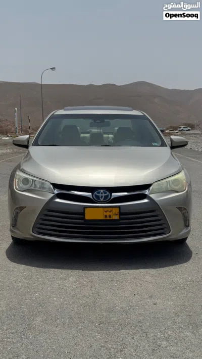 Toyota Camry XLE 2
