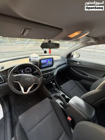Hyundai Sonata SE 4
