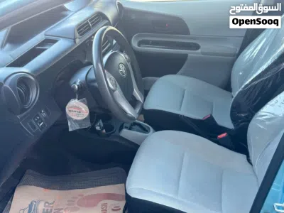 Toyota Prius Prius C 3