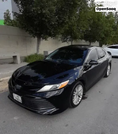 Toyota Camry XLE 3