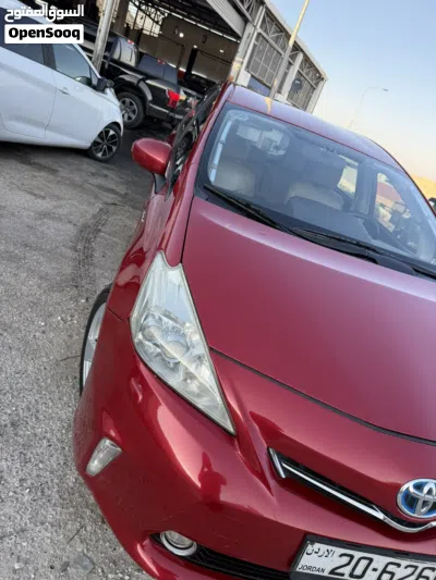 Toyota Prius Prius+ 4