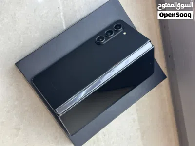 Z Fold 5 1T مستعمل 2