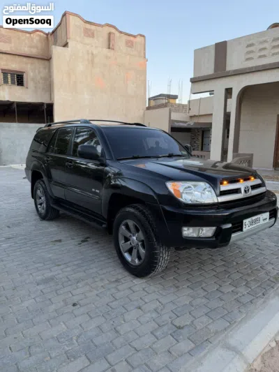 Toyota 4 Runner SR5 3