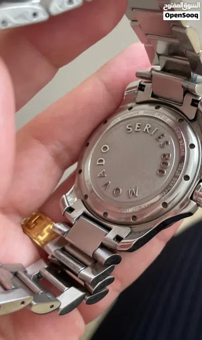 ساعة MOVADO الأصلية بحالة ممتازة للبيع 4