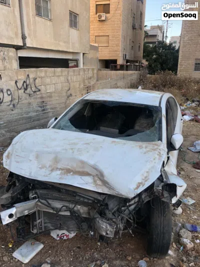 هيونداي ايونيك Standard 2