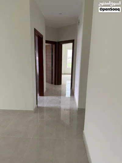شقة سكنية راقية بموقع مميز جدا الموالح الجنوبية 2