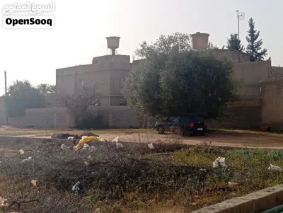 قطعة ارض بمنطقة سوق السبت بمساحة1118 جميع الخدمات بجانبها 2