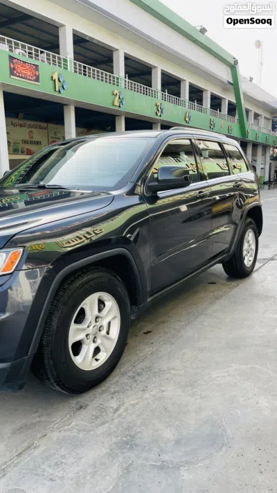 Jeep Grand Cherokee Laredo 3