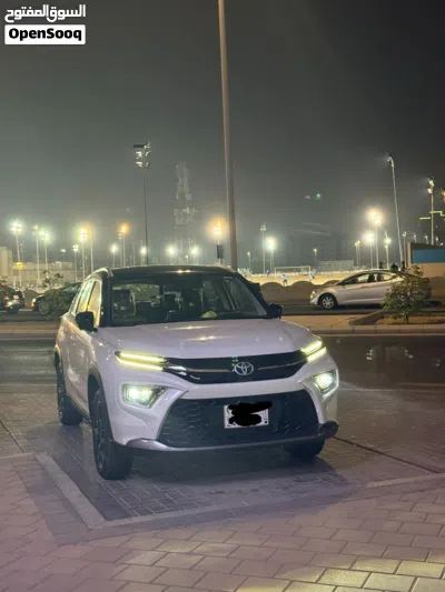 تويوتا اوربان كروزر GLX 2