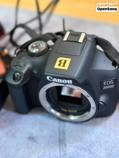 للبيع كاميرا كانون EOS 2000D 3