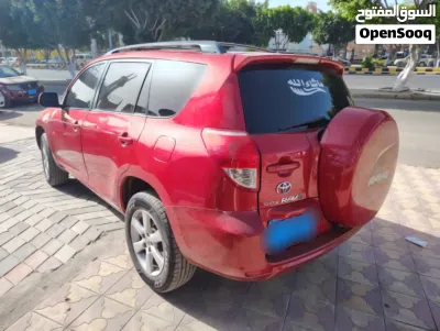 Toyota RAV 4 Limited 3