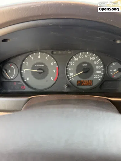 نيسان صني SL 4