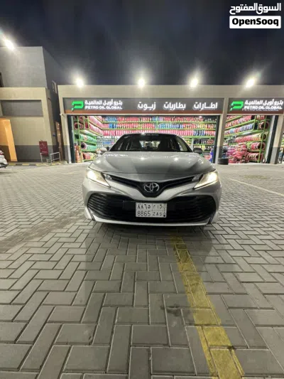 تويوتا كامري LE 3