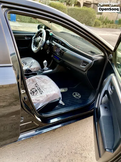 Toyota Corolla LE 3
