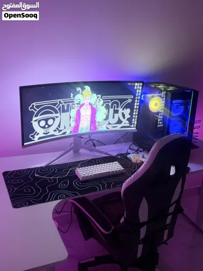 طاوله جيمنج اضاءه حرف L يسار 2
