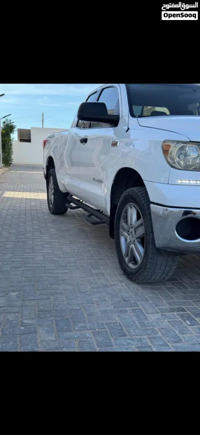 Toyota Tundra SR5 3
