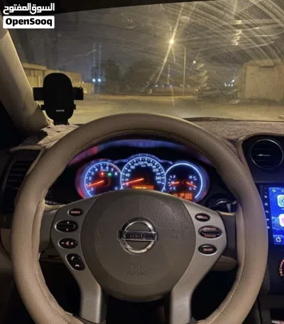 Nissan Altima S 4