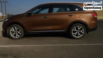 Kia Sorento EX 2