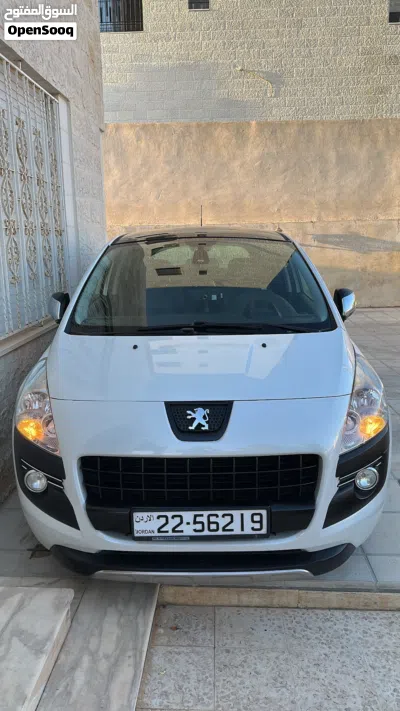 بيجو 3008 Premium 4
