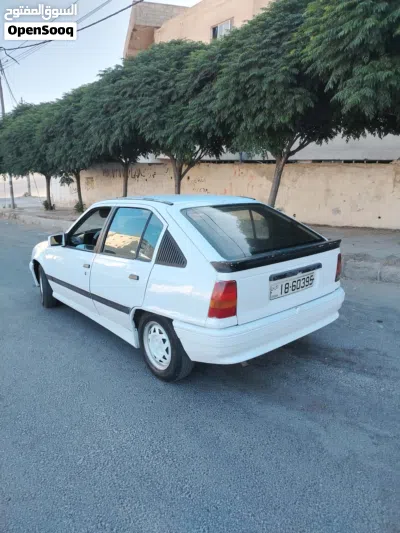 أوبل كاديت 3