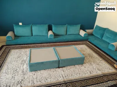 جلسة أرضية تركواز راقية كاملة مع الطاولات والفرشة جاهزة للاستخدام floor seating set 3
