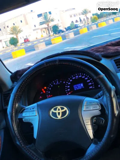 تويوتا كامري XLE 4