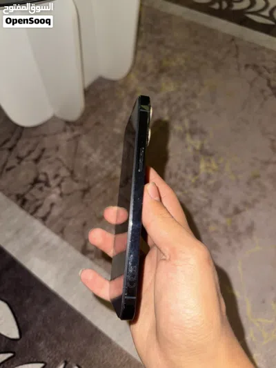 ايفون 12pro max مبدل شاشة اصلي مع ضمان كل شي ومبدل ضهر اصلي وكل شي راجع بلاد مع ضمان بكل شي 3