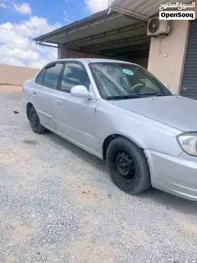 Hyundai Verna EX 4