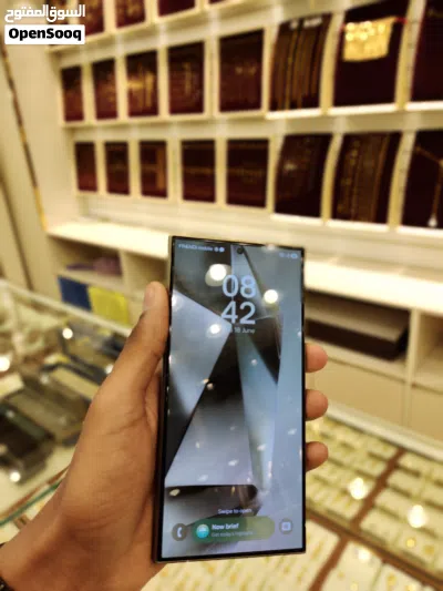 Samsung Galaxy S24 Ultra 2