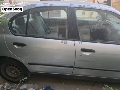 Nissan Primera 4