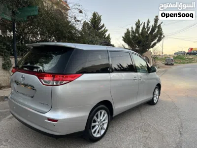 Toyota Previa Limited 4