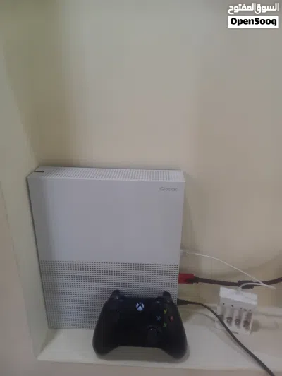 اكس بوكس ون اس 4