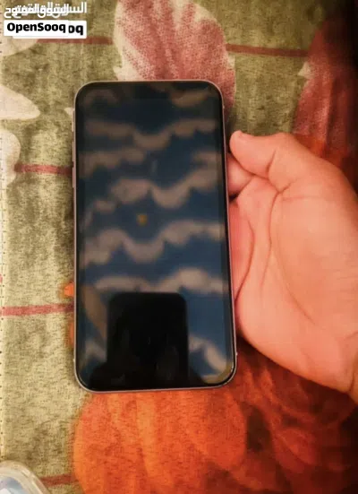 ايفون 11 للبيع 3